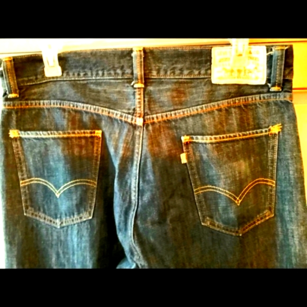 Levi's Men's Classic Blue Straight Jeans